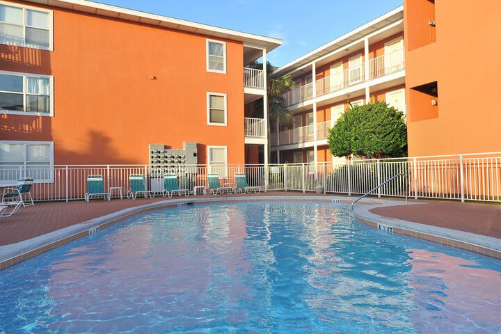 Pool 37 of 47