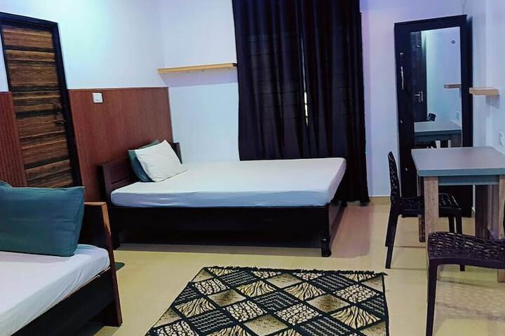 Room 15 of 25