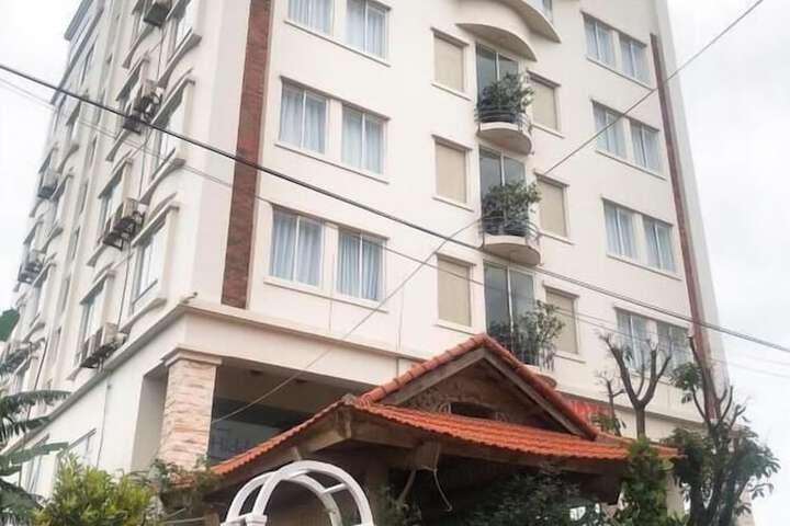 Hotel 33 of 33