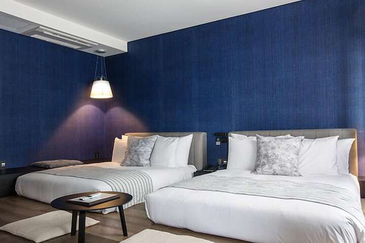 Room 14 of 50