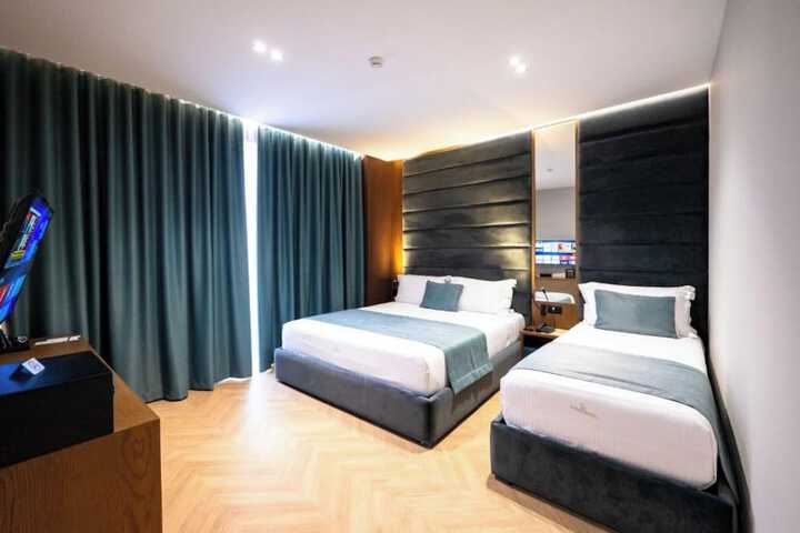 Room 91 of 265