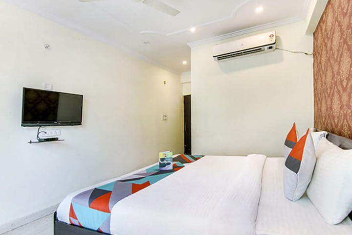 Room 17 of 29