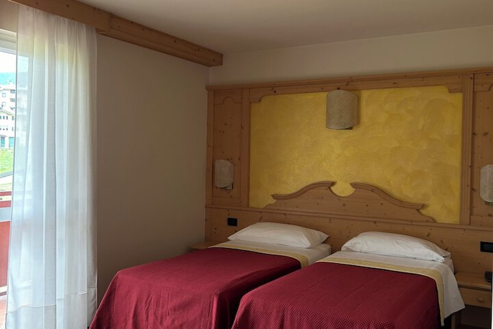 Room 5 of 21