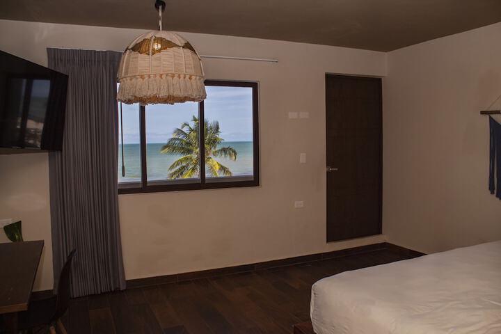 Room 10 of 38