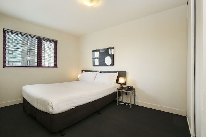 Room 16 of 43