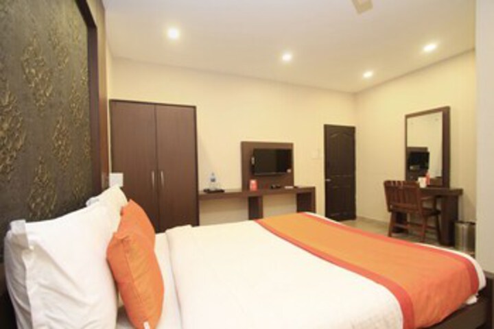 Room 14 of 21