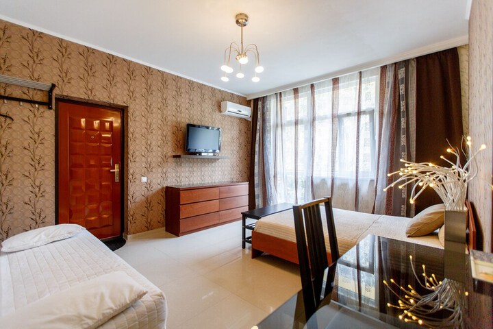 Room 13 of 64