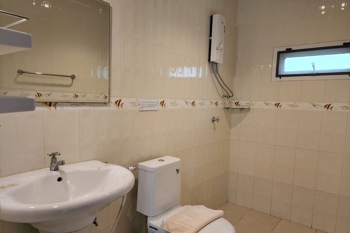 Room 9 of 47