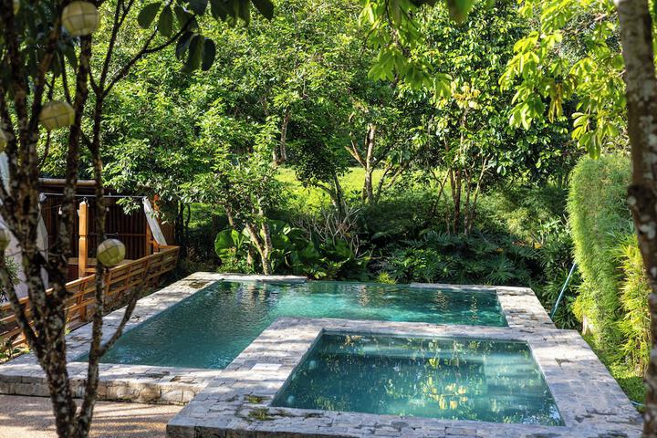 Pool 17 of 75