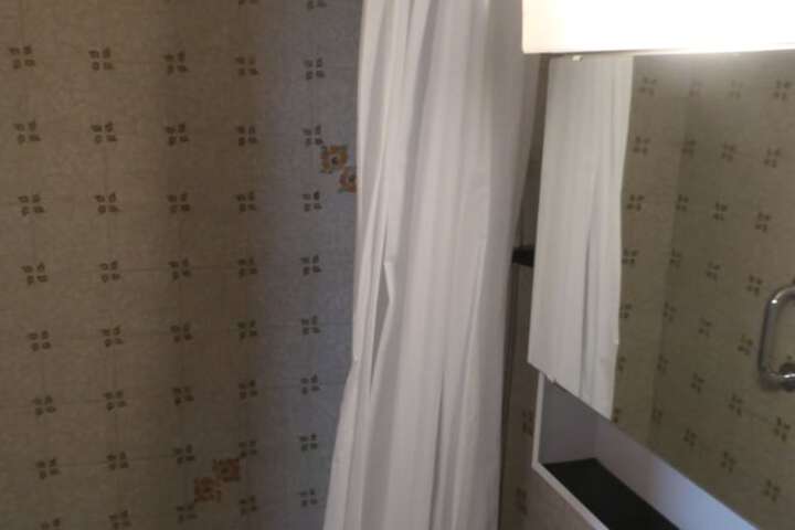 Room 36 of 49