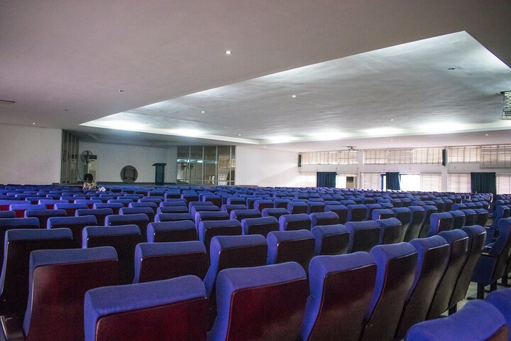 Ballroom/Hall 68 of 89