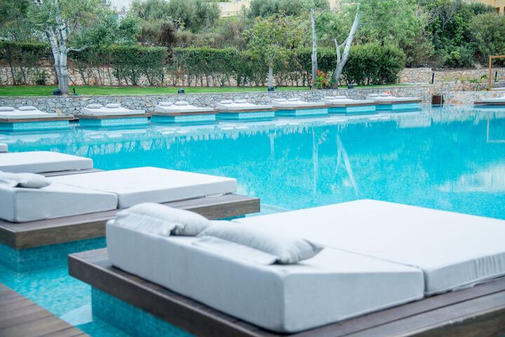 Pool 227 of 332