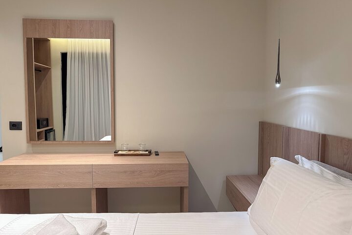Room 116 of 165