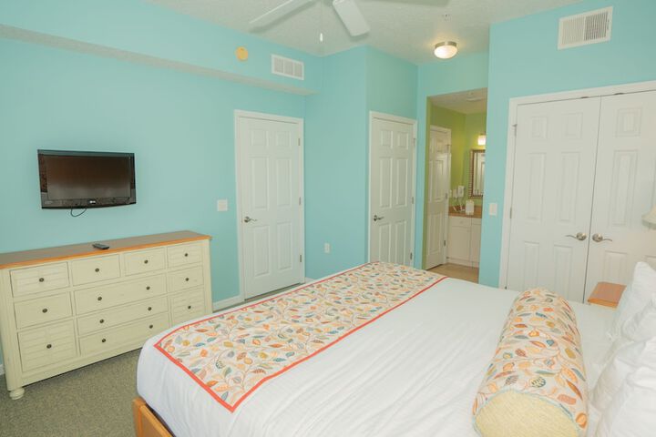 Room 16 of 76