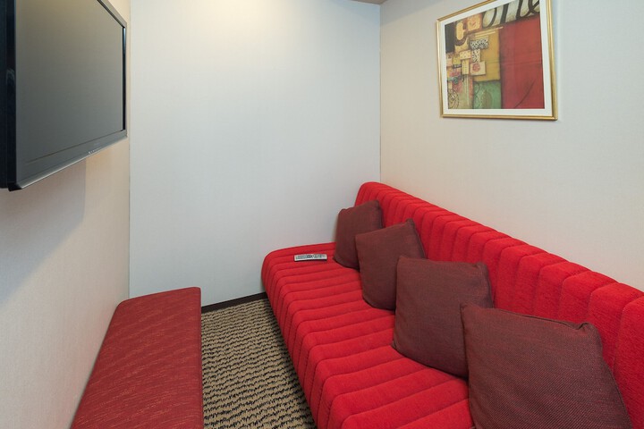 Room 15 of 39
