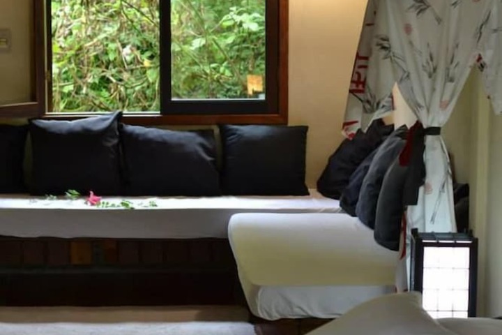 Room 2 of 54