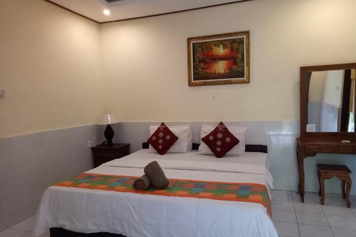 Room 7 of 53