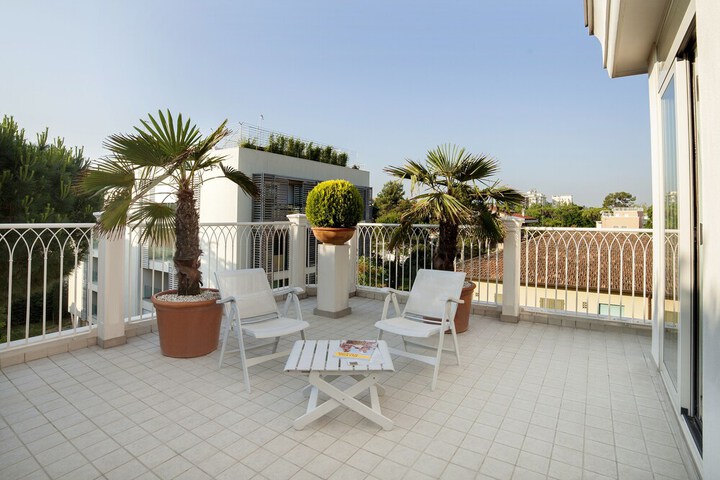 Terrace/Patio 17 of 70