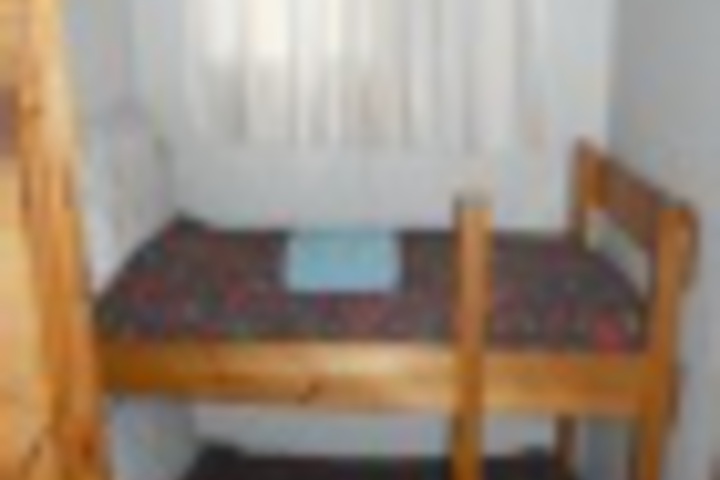 Room 51 of 144