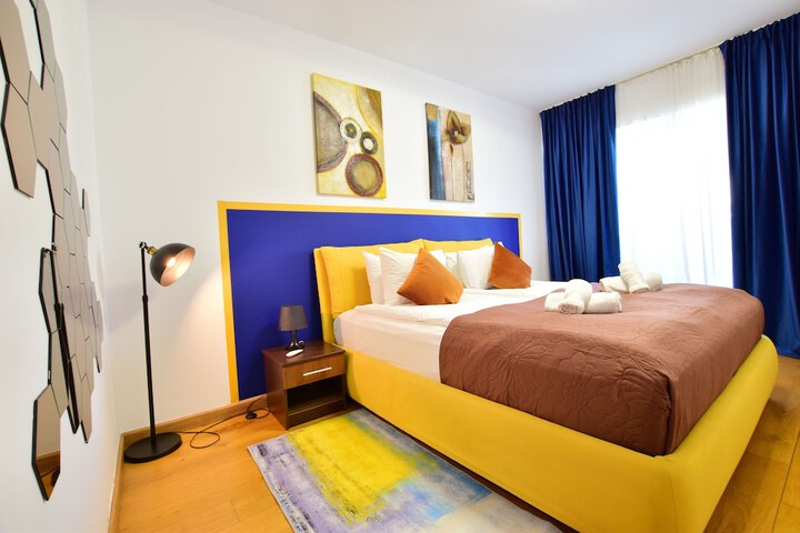 Room 19 of 206