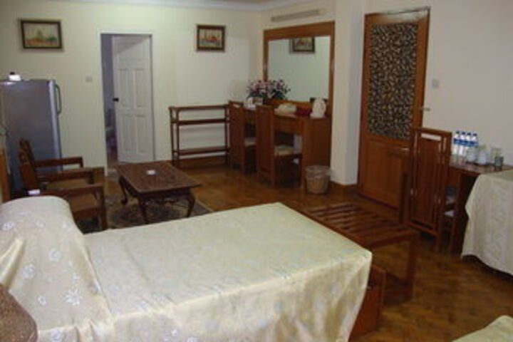 Room 15 of 40