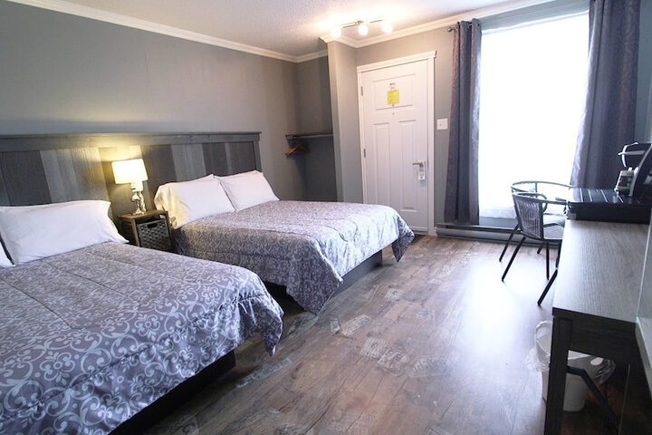 Room 10 of 61