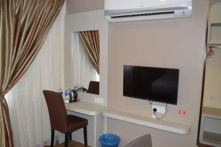 Room 12 of 57