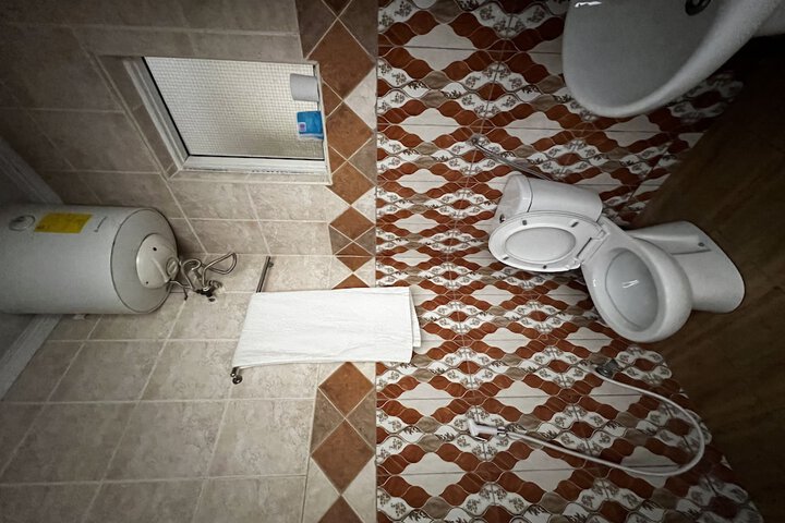 Room 12 of 12