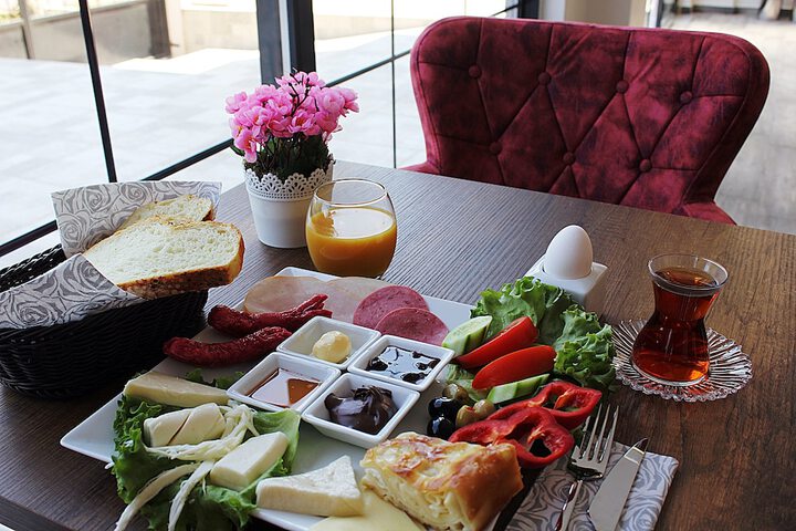 Breakfast/Coffee Service 18 of 45