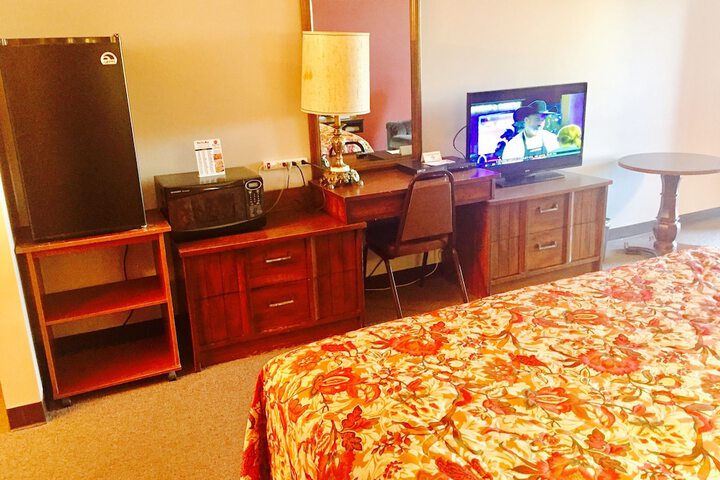 Room 15 of 34