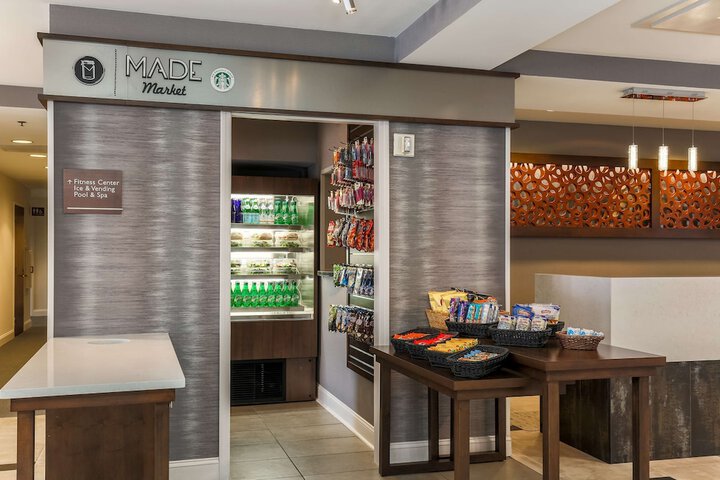 Snack bar