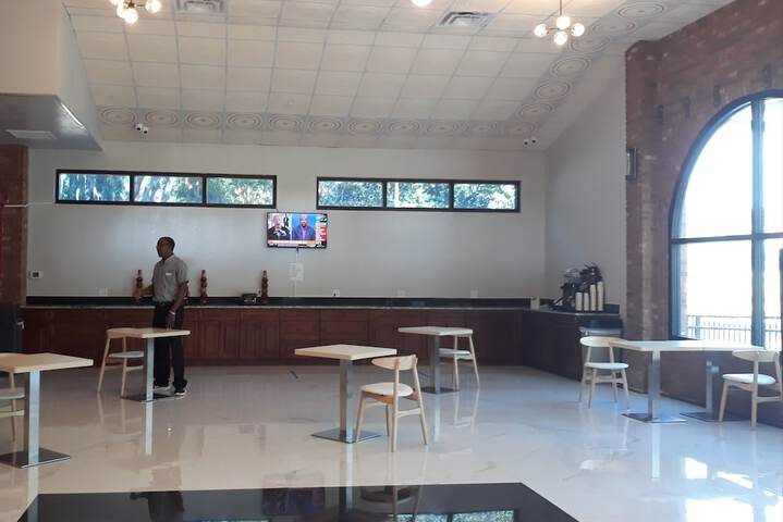 Breakfast area