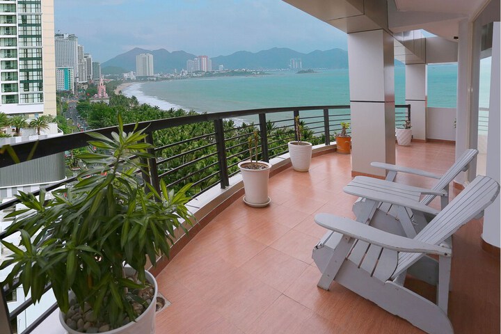 Terrace/Patio 21 of 50