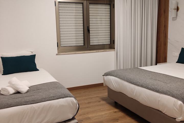 Room 32 of 78