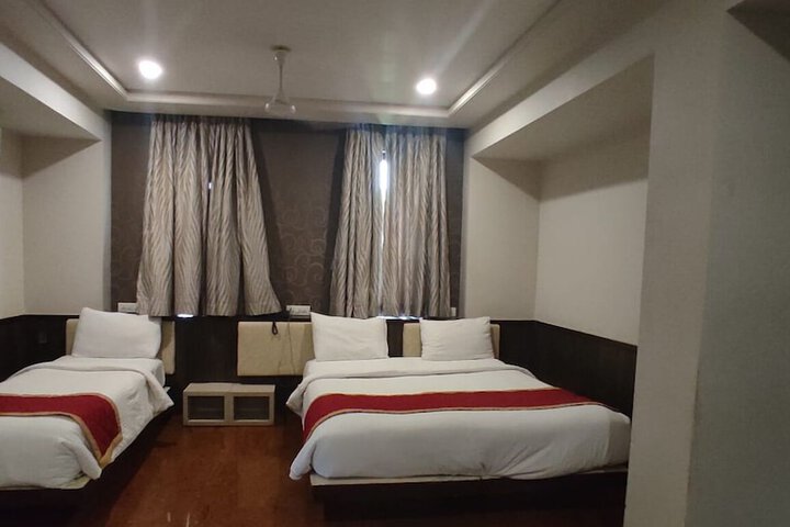 Room 3 of 19