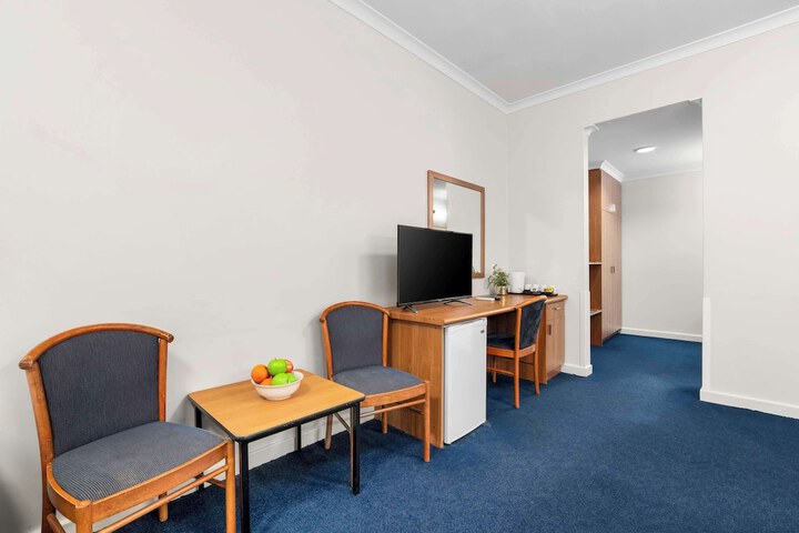 Room 25 of 55