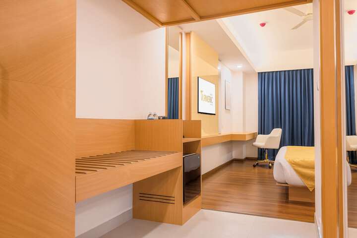 Room 14 of 38