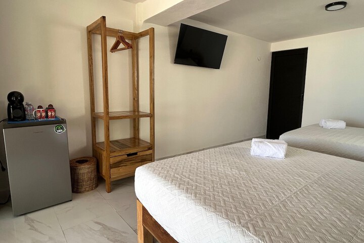 Room 9 of 85
