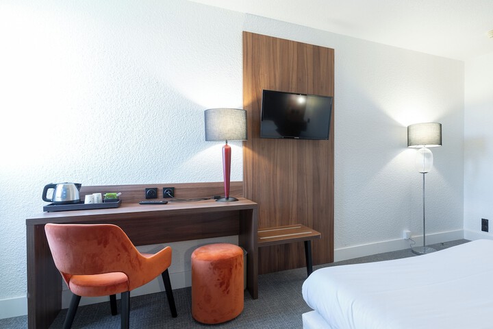 Room 21 of 44