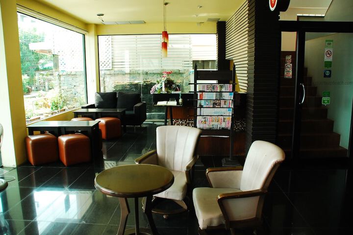 Hotel Interior 4 of 34