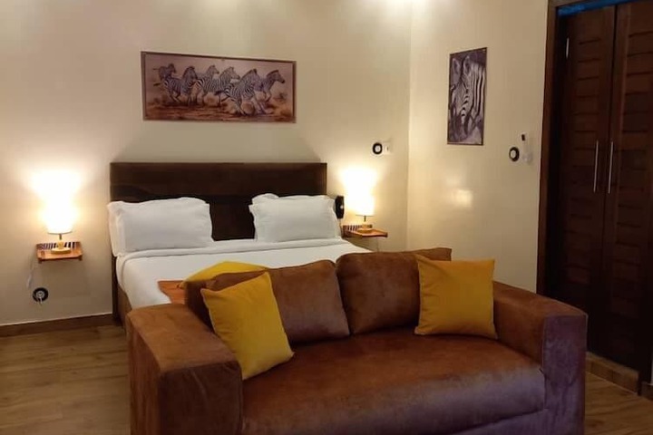 Room 21 of 29