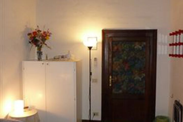 Room 27 of 60