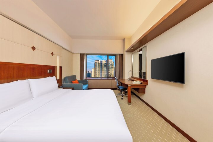 Room 25 of 85