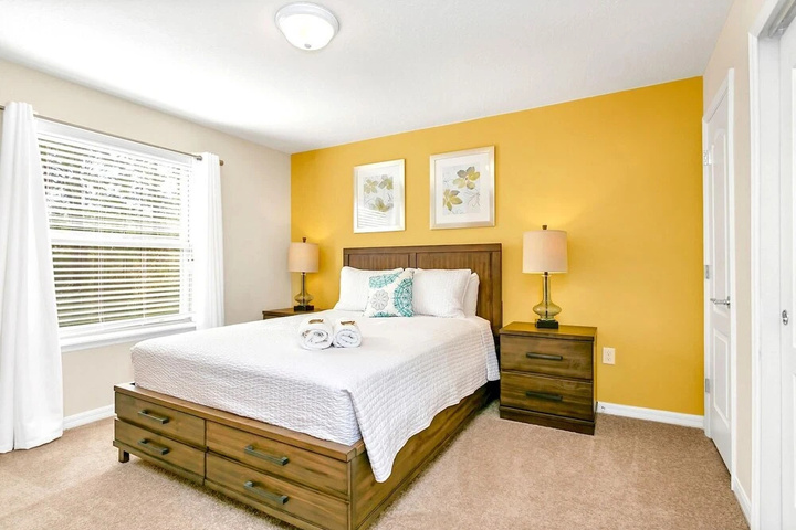 Room 2 of 26