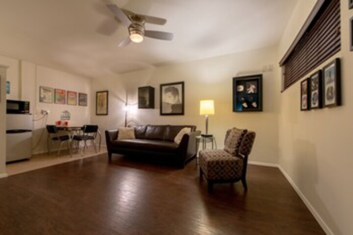 Room 3 of 21