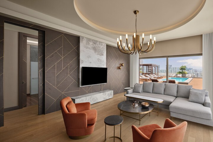 Room 36 of 331