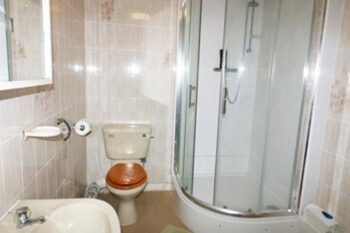 Room 4 of 49