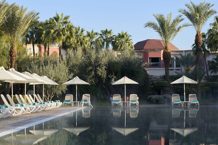 Pool Hotel
