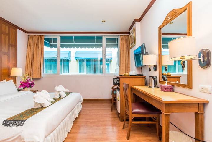 Room 8 of 58