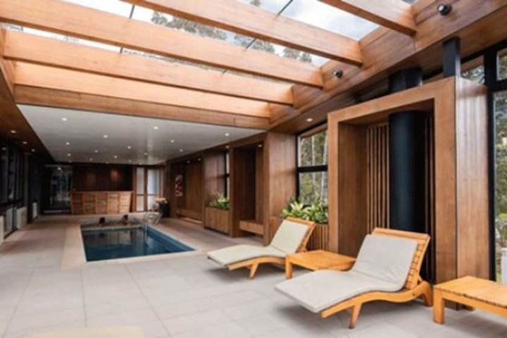 Pool 38 of 69